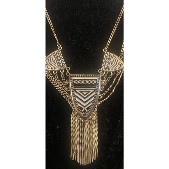 Jessica Simpson Necklace - Picture 1 of 4